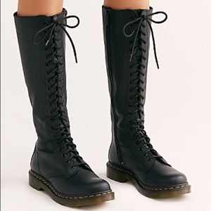 NEW!! Dr. Martens knee high boots